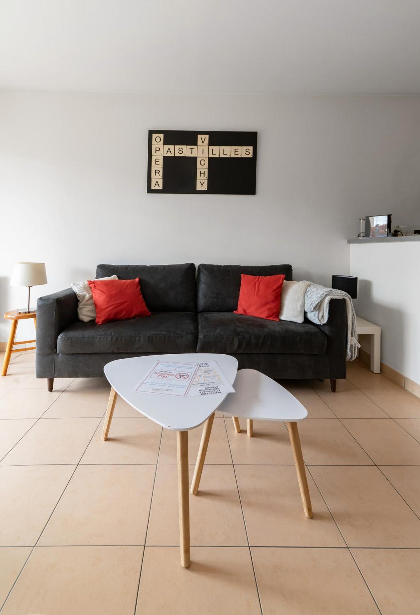 L'Eugenie - Appartement Design & Confort En Centre-Ville Vichy Bagian luar foto