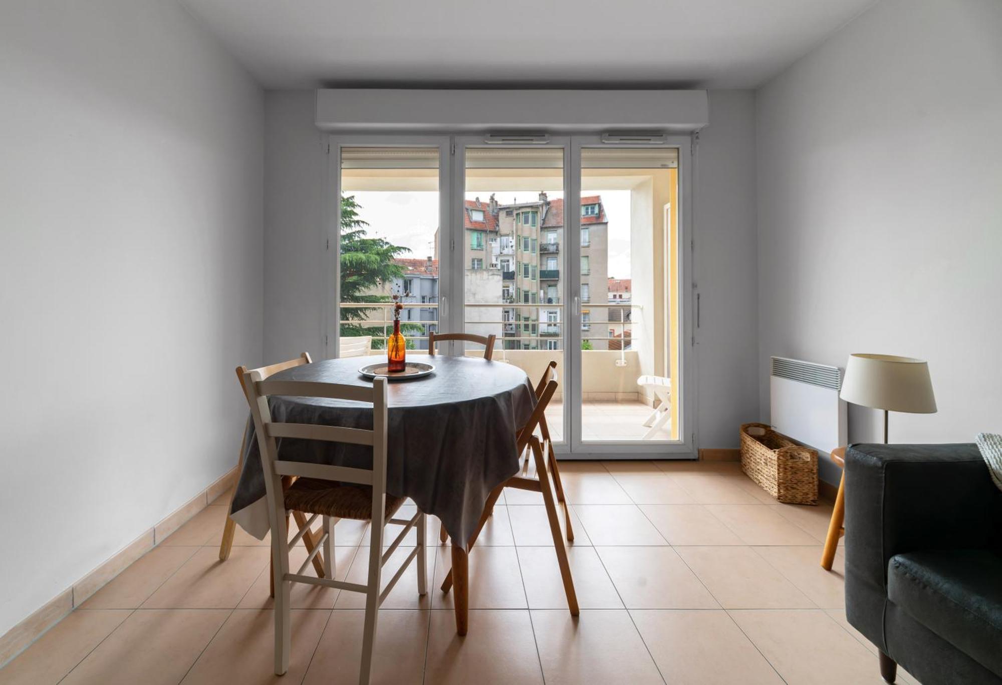 L'Eugenie - Appartement Design & Confort En Centre-Ville Vichy Bagian luar foto